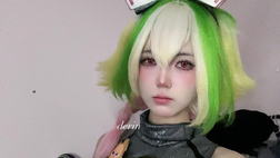 Biến hình thành Aya, hot coser khiến anh em game thủ mê mệt vì "to hơn bản gốc"