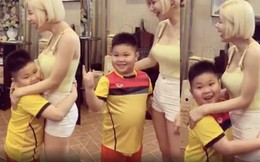 DJ Soda phấn khích khi giao lưu với fan nhí, cộng đồng mạng ghen tị, chỉ biết ước