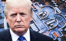 Lâu lâu mới xuất hiện, ông Trump gọi Bitcoin là 'trò lừa đảo' khiến giá đồng tiền số này lao dốc