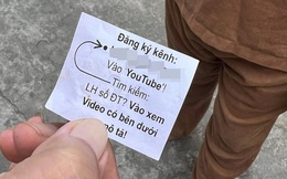Thanh niên dán giấy, nhỏ keo 502 lên ổ khóa 45 nhà dân để "đề nghị" đăng ký kênh YouTube