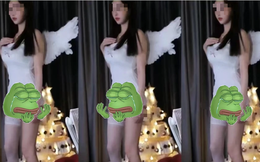 Tuyển thủ nổi tiếng tha thiết muốn nữ streamer mặc váy thiên thần nhảy ‘sexy’, hậu quả ‘lộ chỗ khó nói’