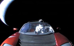 Sau 5 năm được Elon Musk phóng vào vũ trụ, số phận chiếc xe điện Tesla giờ ra sao?