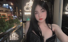 Bà xã Rambo khoe vóc dáng "gái một con", quá đỗi nuột nà khiến chồng lập tức làm thơ
