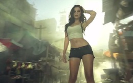 Hotgirl bốc lửa xuất hiện trong trailer Call of Duty