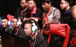 Cập nhật những hình ảnh mới nhất về ngày thi đấu thứ 3 giải AoE Việt Trung
