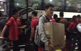 Chim Sẻ Đi Nắng phải mang màn hình từ Việt Nam sang Trung Quốc đấu giải AoE