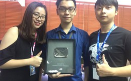 Đột Kích là tựa game online đầu tiên tại Việt Nam nhận được Nút Bạc Youtube