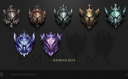 Riot Games hé lộ huy hiệu rank mùa 9, bị cộng đồng chê không thương tiếc vì "thiếu thẩm mỹ"