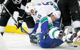 Quản lý của đội tuyển khúc côn cầu đề nghị cấm tiệt chơi game vì nó tiềm tàng nguy cơ hủy diệt các đội tuyển