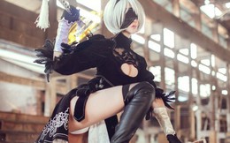 Lại nóng mắt với cosplay cô nàng 2B "hở bạo" trong Nier: Automata