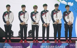 Tiếp tục để thua Trung Quốc tại Asian Games 2018, các tuyển thủ LMHT Hàn Quốc chỉ nói "Tôi xin lỗi" khi lên sân khấu nhận huy chương