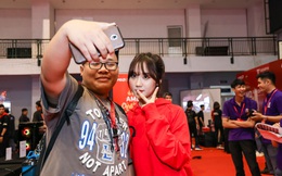 AMD tổ chức buổi offline hoành tráng tại Việt Nam, các fan đội đỏ còn được giao lưu thỏa thích với "cô giáo My"