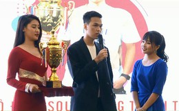 Chim Sẻ Đi Nắng đấu giá chiếc Cup Vô địch gây quỹ cho Quỹ hỗ trợ trẻ em nghèo