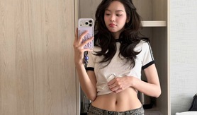 Hotgirl khoe "eo con kiến", phát "tín hiệu" rèn luyện thể thao