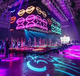 Hé lộ sân khấu Wechoice Awards 2019: Không gian nghệ thuật 4D chưa từng có ở Việt Nam, sẵn sàng cho các tiết mục bùng cháy