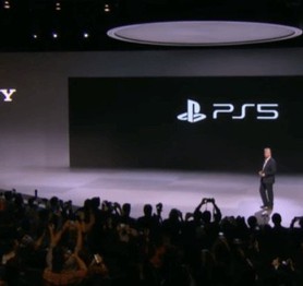 PS4 Pro vs PS5: Nên lên đời hay giữ nguyên?