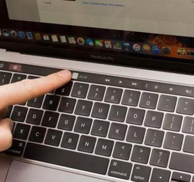 MacBook Pro 13 inch giảm giá thấp nhất lịch sử: Đây là 'thời điểm vàng' để rinh Táo trong năm 2020?