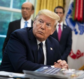Tổng thống Donald Trump ký sắc lệnh 'tổng tấn công' Facebook, Twitter, Google và toàn bộ internet
