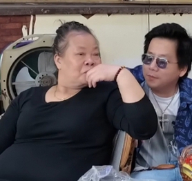 Khoa Pug mục sở thị hàng "bún chửi" khét tiếng, cố tình làm một việc nhưng không thành