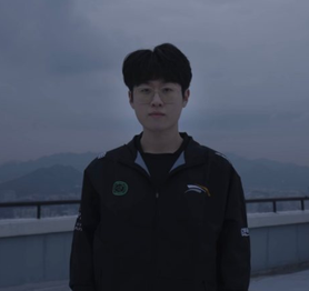 "Khi tình yêu hóa thù hận" hậu drama T1 - Zeus, Thầy Giáo Ba hay BLV Văn Tùng cũng chưa bằng 1 fangirl