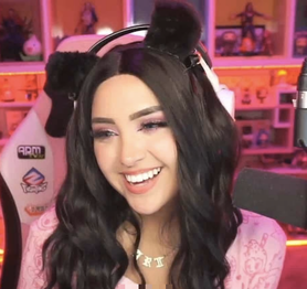 Nền tảng livestream nổi tiếng "lấy lòng" nữ streamer với chính sách thanh lọc mới