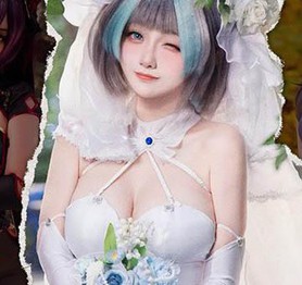 Diện váy cô dâu ngọt ngào, nữ coser lại khiến fan “bùng nổ thị giác”