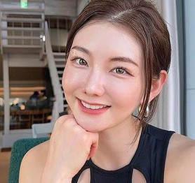 Bỏ nghề y tá, hot girl đi làm võ sĩ khiến fan ngơ ngác vì thân hình nóng bỏng