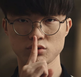 Giữa "tâm bão T1, Faker gần như im lặng khiến fan lo ngại