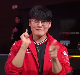 Chỉ một biểu cảm sau trận, Gumayusi khiến fan nhói lòng