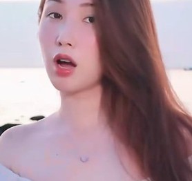 Clip: Eo thon siêu thực, Thanh Mèo liên tục tung chiêu khiến fan nam rung rinh