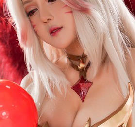 Hết bị nghi ngờ chỉnh ảnh, nữ streamer lại bị đồn can thiệp thẩm mỹ