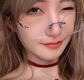 Nữ cosplayer xinh đẹp, có gương mặt cực giống Sơn Tùng M-TP làm điều đặc biệt khi đến Việt Nam khiến fan phấn khích