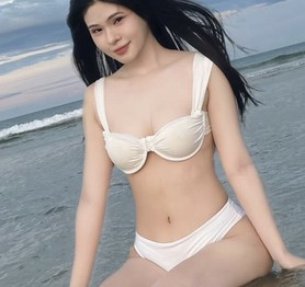 Dân tình ngỡ ngàng trước màn "đánh úp" của nữ MC hot nhất nhì Liên Quân