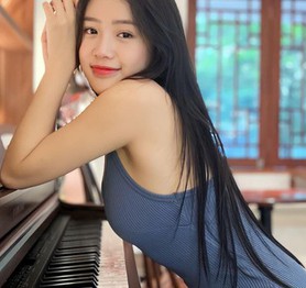 Khoảnh khắc "lạ lẫm" của Mai Linh Zuto, fan cứng lâu năm cũng khó nhận ra