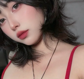 Đầu năm mới, nữ trọng tài gợi cảm nhất Esports Việt khiến cộng đồng "không thể rời mắt"