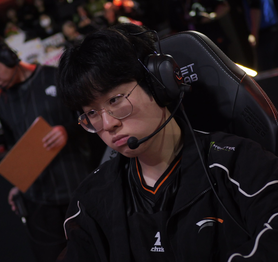 Zeus hé lộ đối thủ muốn đánh bại nhất hiện tại, không phải T1