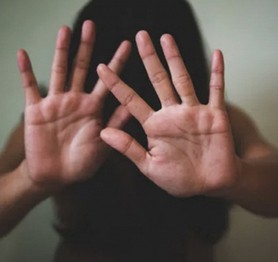 Cô gái bị bạn trai hành hung dã man vì từ chối "chuyện ấy", nỗi ám ảnh suốt đời