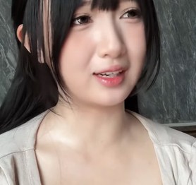 Tưởng là mẫu bạn gái lý tưởng, cô gái "lật mặt" nhưng vẫn khiến fan nam mê mệt