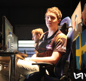 GeT_RiGhT - Game thủ CS:GO xuất sắc nhất 2014