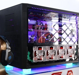 Cận cảnh dàn PC độ tản nhiệt chất lỏng: Đẹp lung linh, giá 150 triệu đồng