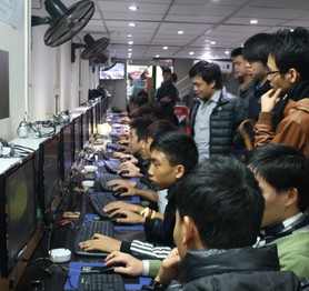 Chơi game ngoài quán net thì vui, nhưng gặp phải những cảnh này thì chẳng còn vui chút nào