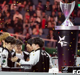 LMHT - Phản hồi của cộng đồng sau trận Chung kết LCK mùa xuân: "Faker! SKT! Long live the King!!!"