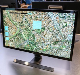 Samsung ra mắt màn hình siêu nét giá phải chăng
