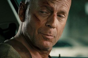 Bruce Willis trở thành ngôi sao Hollywood đầu tiên bán quyền sử dụng khuôn mặt của mình cho công nghệ Deepfake