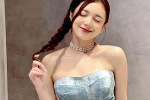 Mỹ nhân làng game Việt buông một câu ngọt như mía lùi cho tuyển thủ ngoại quốc, anh em tức đỏ mặt vì "ghen tị"