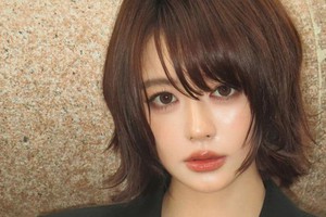 Mỹ nhân đang viral khắp Trung Quốc vì mắt to như "hột xoàn 50 carat"