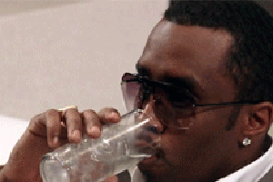 "Kẻ săn mồi tình dục" Diddy chưa chừa, bị bắt quả tang làm chuyện tày đình trong tù