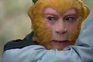 Tại sao chỉ một chút bụi đã khiến Tôn Ngộ Không suýt bị mù?