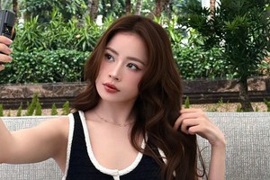 Việt Nam có 1 mỹ nhân đẹp đến mức chỉ ngồi cười cũng đổi đời, visual đỉnh cao gây bão khắp MXH Trung Quốc