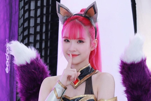 Dùng AI để cosplay, ca sĩ Khởi My khiến CĐM tranh cãi